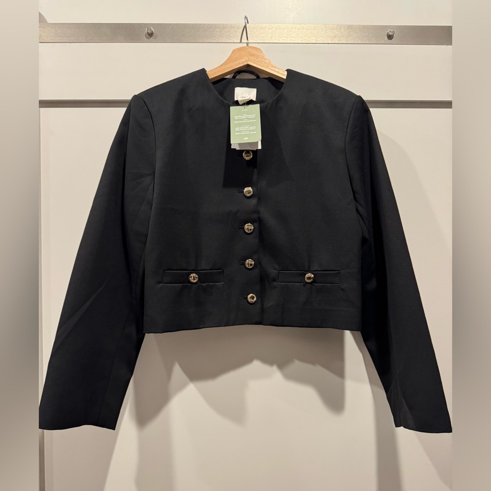 H&M Black Cropped Blazer with Gold Buttons - Picture 4 of 6